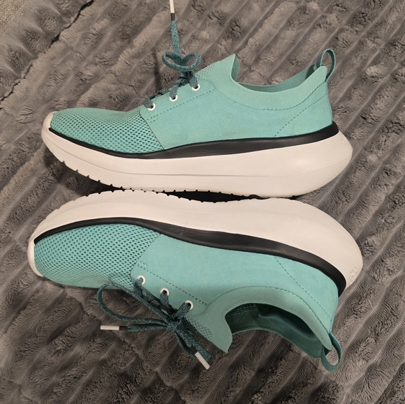 OOFOS Womens Size 8  Oomy Stride Emerald Green White - Picture 4 of 9